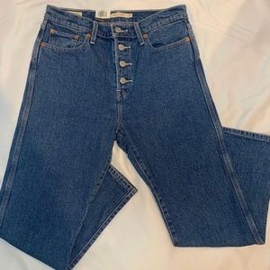 Levi’s wedgie straight jeans